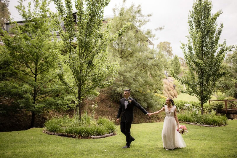 adelaide hills wedding venue inglewood garden photo
